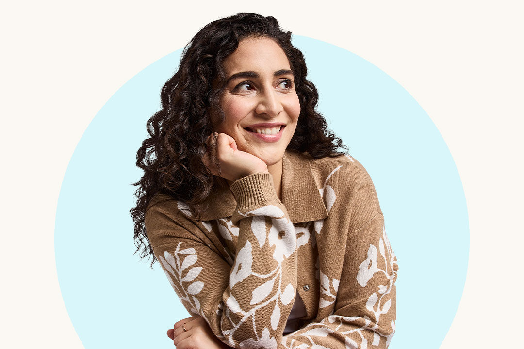 Portrait of smiling woman 